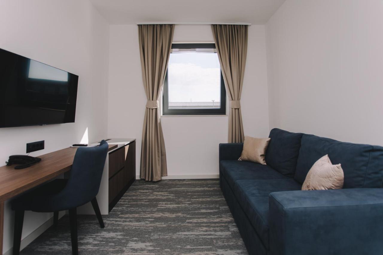 Batuda Hotell 3*